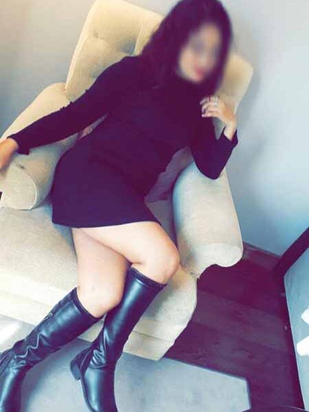 Hot Indian collage call girl in Delhi available for Incall and Outcall Independent